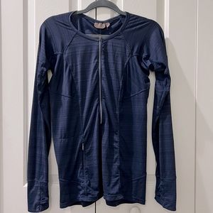 Athleta Long Sleeve Zippered lightweight shirt with thumb holes